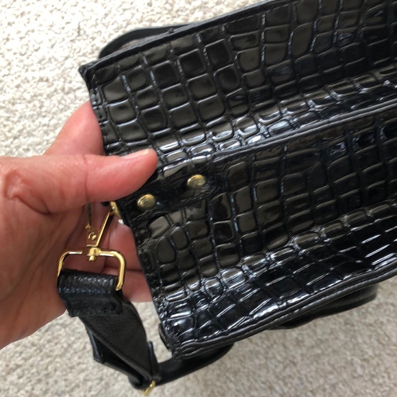 NWOT STEVE MADDEN Cross/Messenger bag (Vegan) - Picture 11 of 16